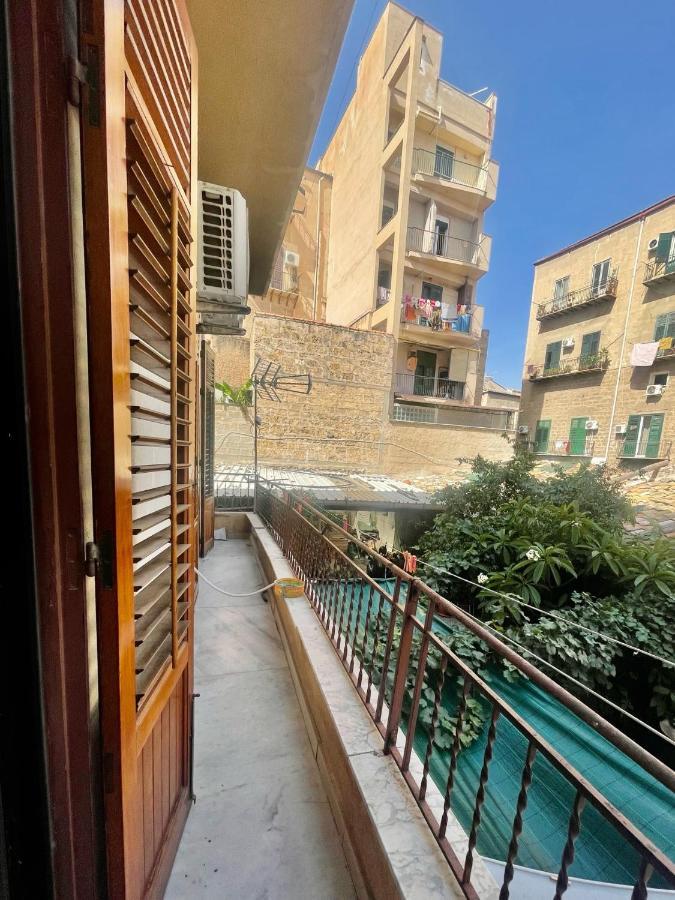 Apartament Dimora Di Maury A Due Passi Dai Trasporti E Da Ballaro Palermo Eksteriør bilde